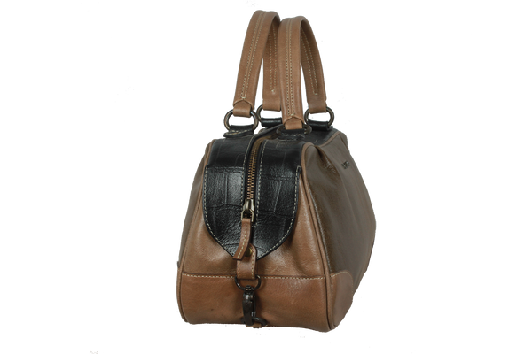 Olivio Shoulder Bag